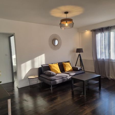 LE PETIT MÉAS superbe appartement au calme. Pierrelatte Esterno foto